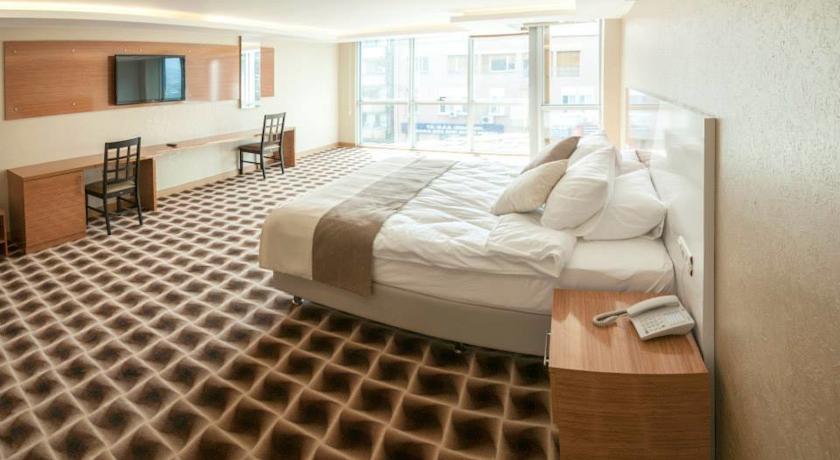 Way Hotel Измир Номер фото