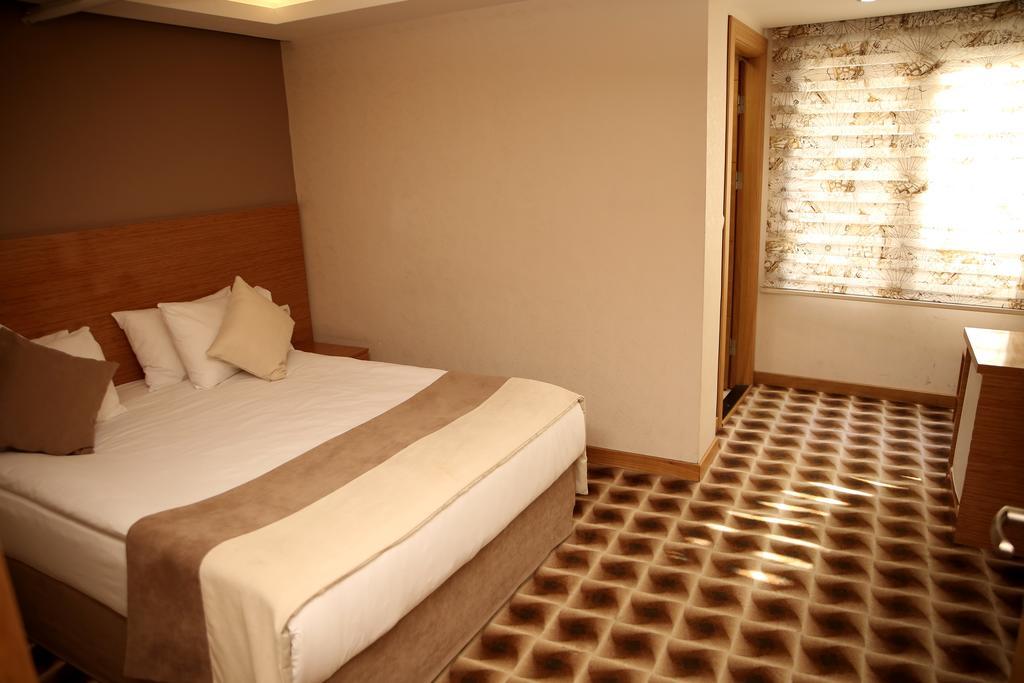 Way Hotel Измир Номер фото