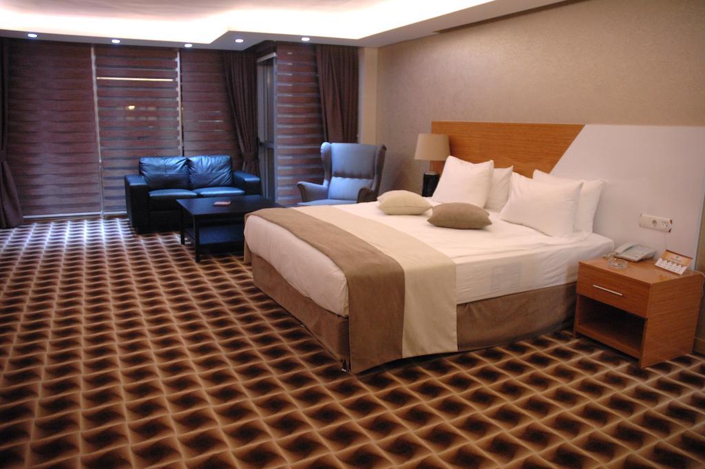 Way Hotel Измир Номер фото