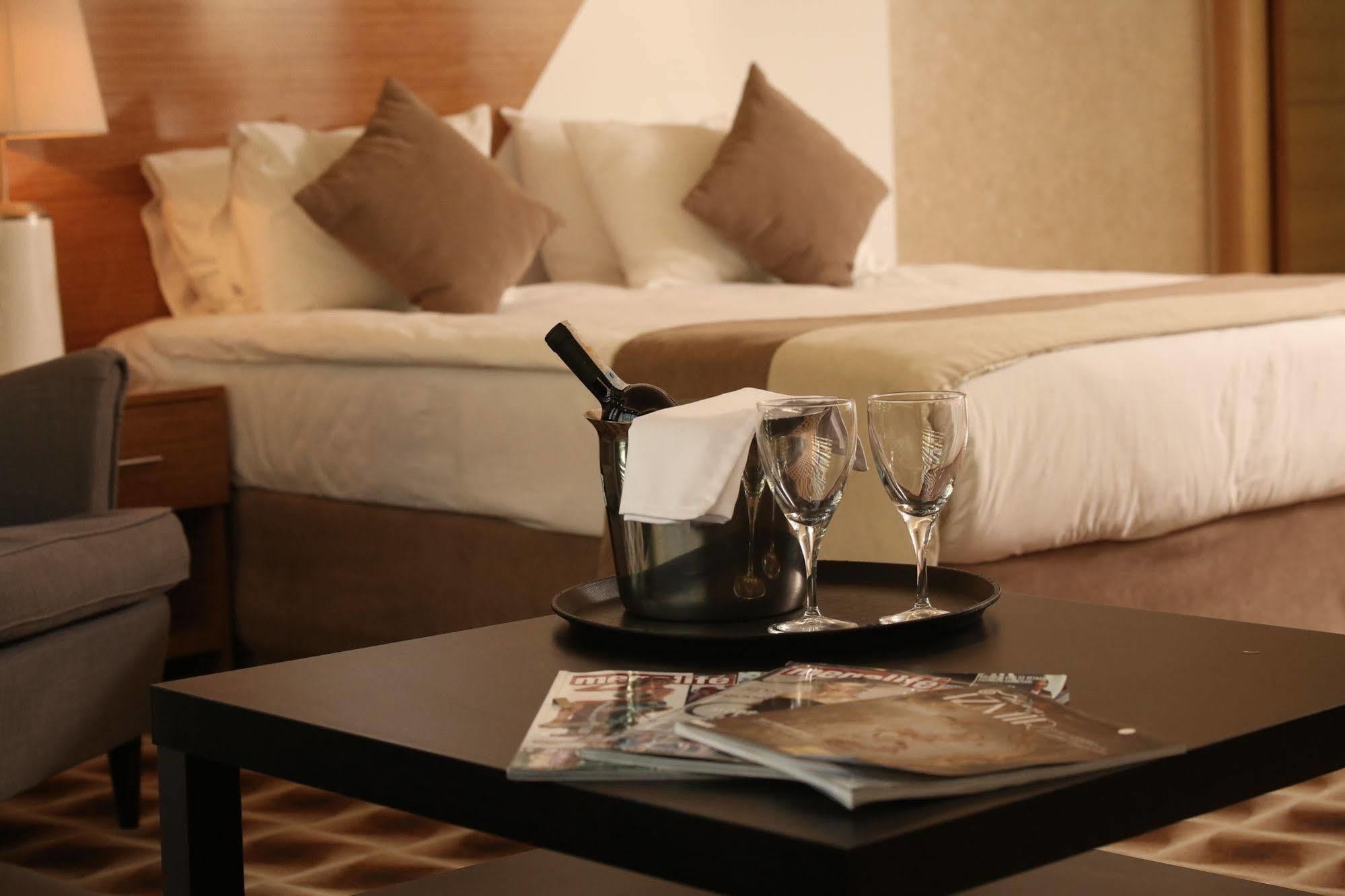 Way Hotel Измир Экстерьер фото
