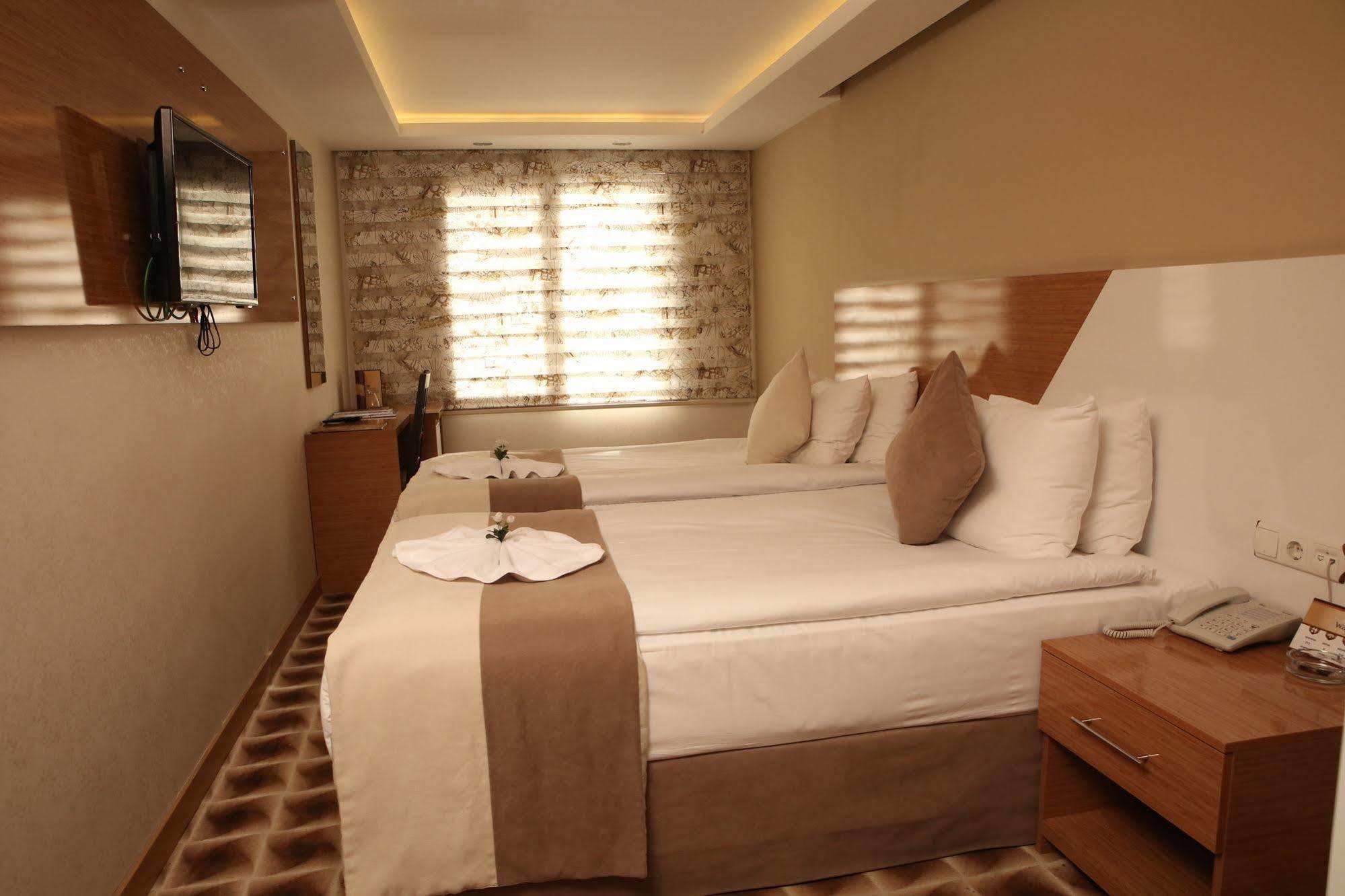 Way Hotel Измир Экстерьер фото